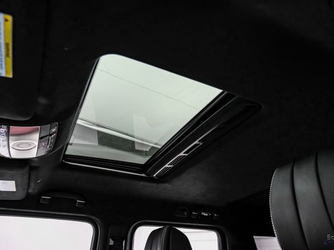 Used 2024 Mercedes-Benz G 63 AMG 4MATIC image 42