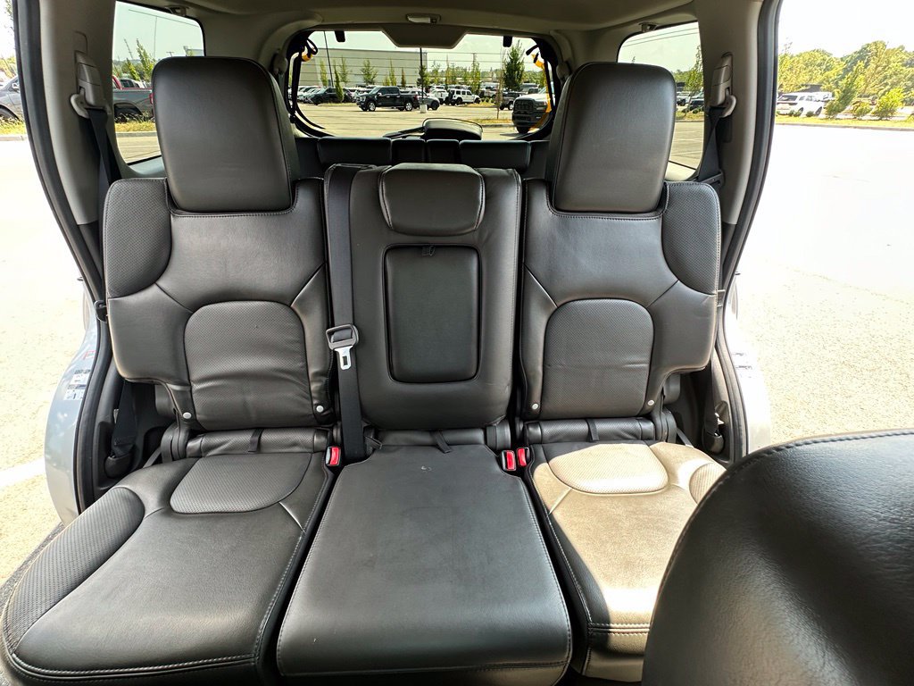 Used 2012 Nissan Pathfinder LE RWD image 37
