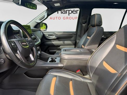 Used 2023 GMC Yukon XL AT4 w/ Technology Package AWD/4WD image 13