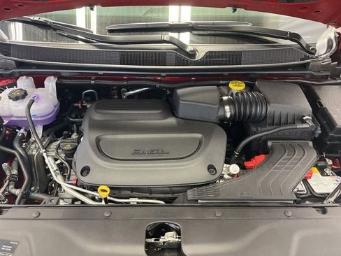 New 2025 Chrysler Pacifica Select image 21