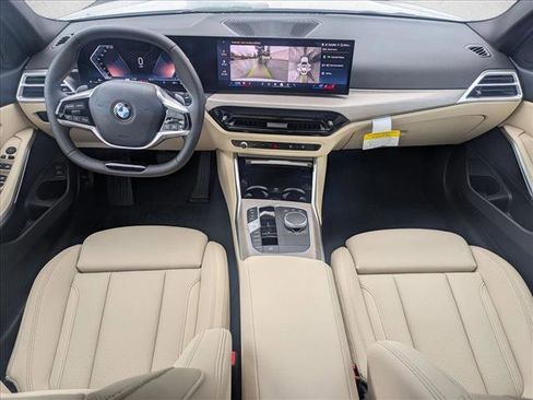 Used 2025 BMW 330i Sedan w/ Convenience Package image 16