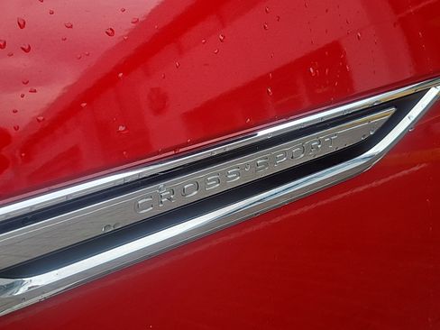 Certified 2020 Volkswagen Atlas Cross Sport SE w/ Panoramic Sunroof Package image 6