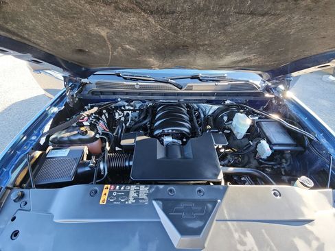 Used 2018 Chevrolet Silverado 1500 LT w/ All Star Edition image 17