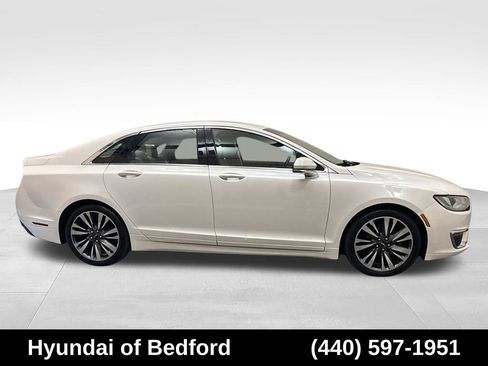 Used 2018 Lincoln MKZ Select w/ Select Plus Package AWD/4WD image 4
