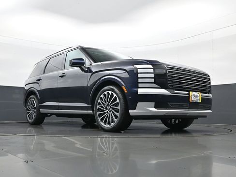 Certified 2026 Hyundai Palisade Calligraphy AWD/4WD image 24