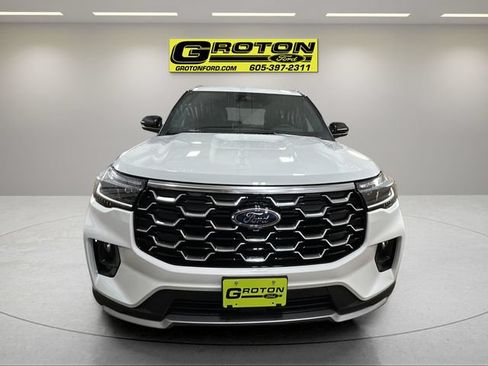 New 2026 Ford Explorer Platinum AWD/4WD image 8