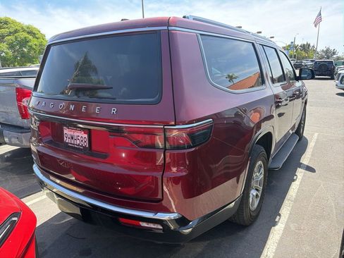 Used 2023 Jeep Wagoneer L 4WD w/ HD Trailer Tow Package image 4