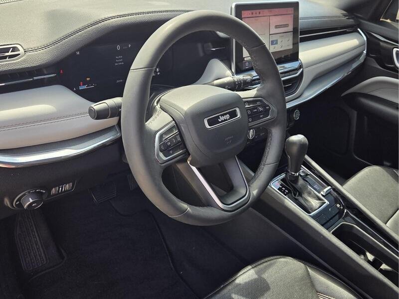 Certified 2023 Jeep Compass Limited w/ Elite Group AWD/4WD image 11