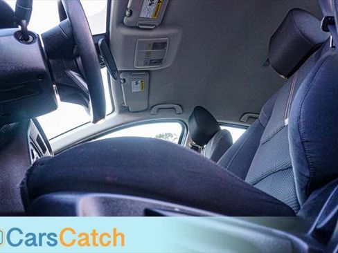 Used 2018 MAZDA MAZDA3 Sport w/ Preferred Equipment Package image 21