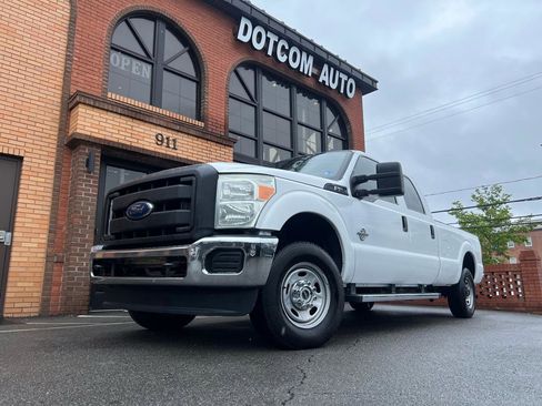 Used 2015 Ford F250 XL w/ XL Value Package AWD/4WD image 3
