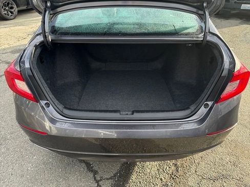 Used 2019 Honda Accord LX image 13