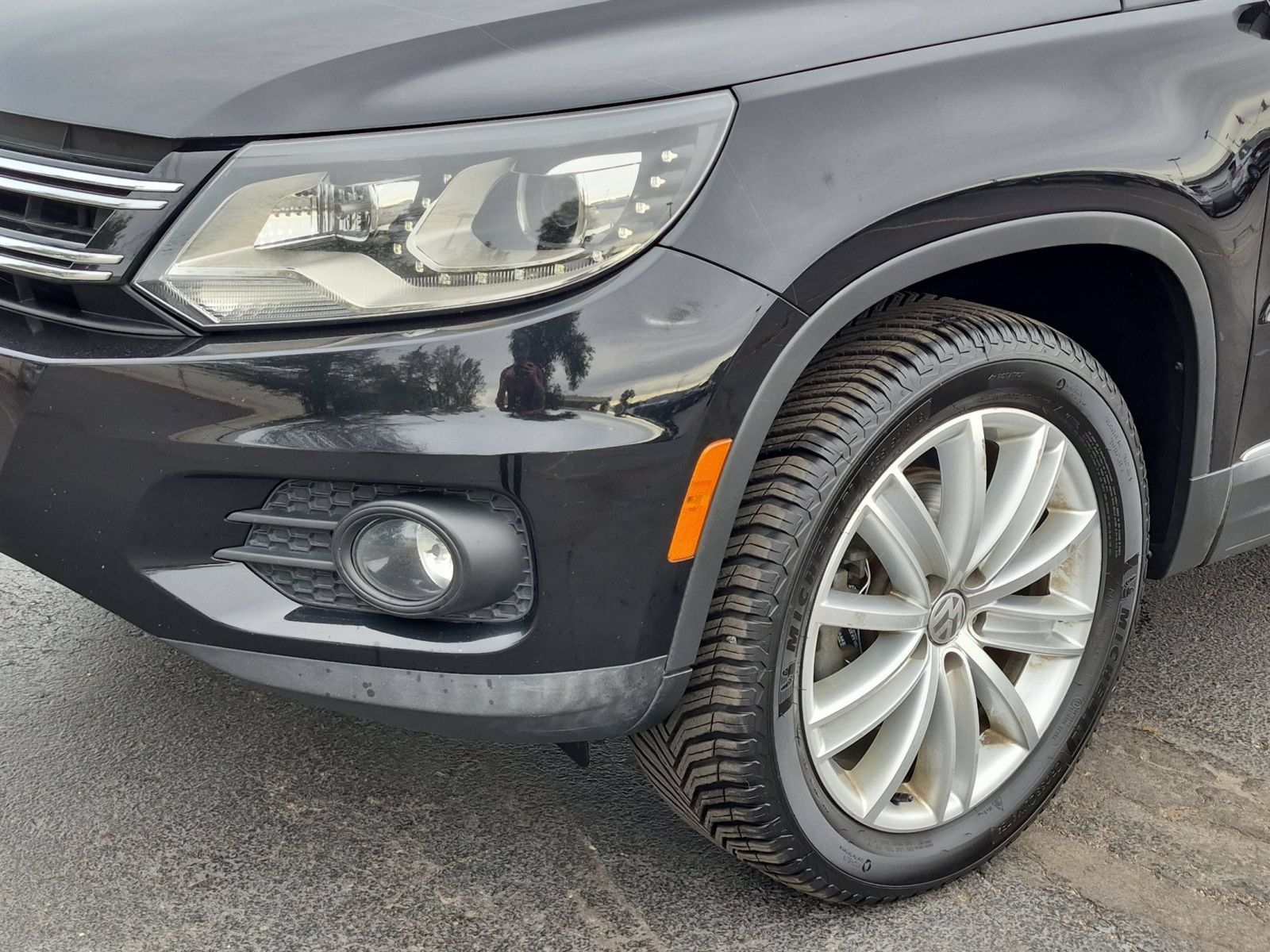 Used 2016 Volkswagen Tiguan SE AWD/4WD image 9