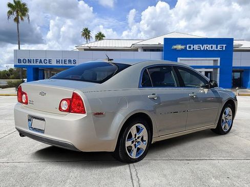 Used 2009 Chevrolet Malibu LT w/ Premium Mat Package image 4
