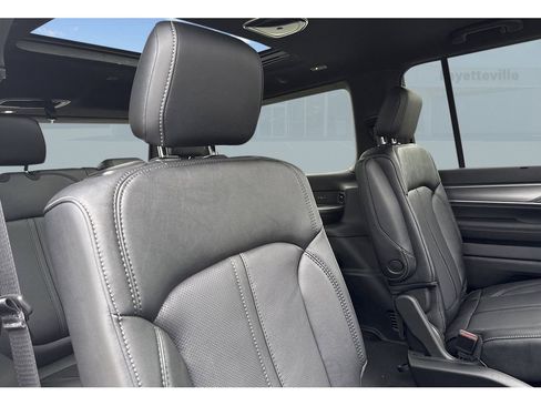 New 2026 Jeep Grand Wagoneer Limited AWD/4WD image 22