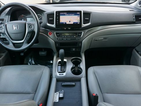 Used 2017 Honda Ridgeline RTL-T image 23