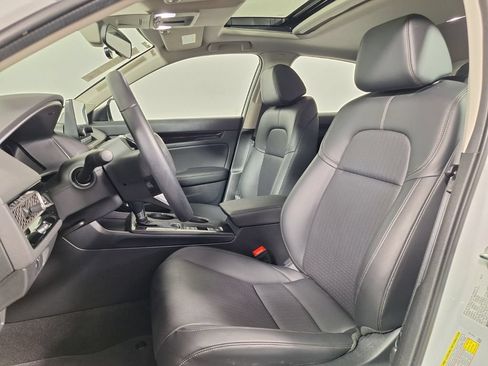 Used 2023 Honda Civic EX-L image 13