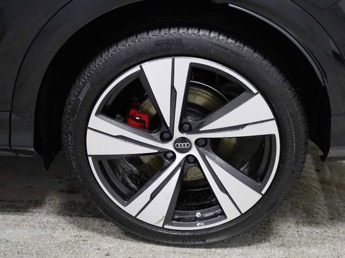 Certified 2025 Audi SQ5 Premium Plus w/ Premium Plus Package image 36