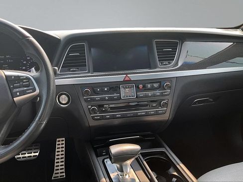 Used 2018 Genesis G80 3.3T Sport RWD image 6
