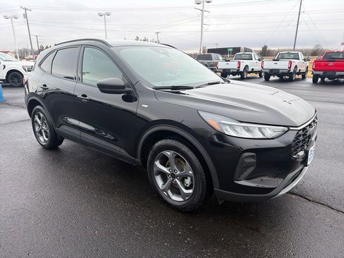 Used 2025 Ford Escape ST-Line image 7