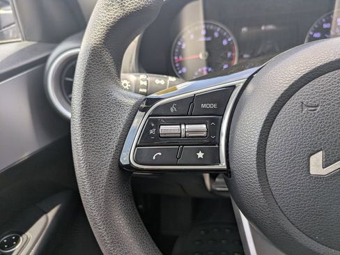 Used 2024 Kia Forte LXS FWD image 23