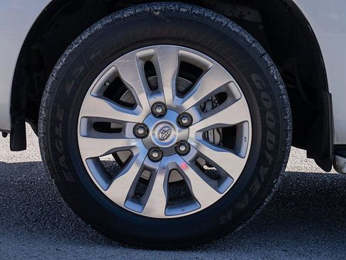 Used 2012 Toyota Sequoia Platinum image 35