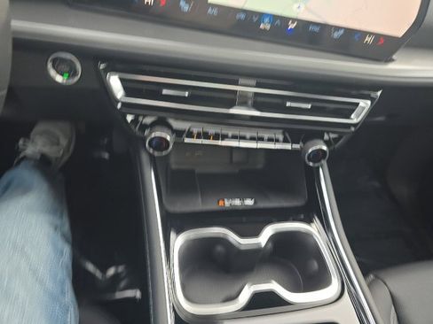 New 2026 Chevrolet Traverse LT w/ Sun and Wheel Package image 29