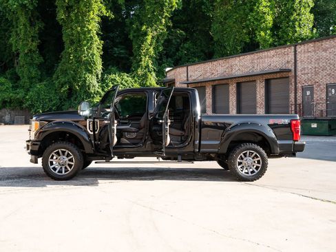 Used 2019 Ford F250 Limited AWD/4WD image 5