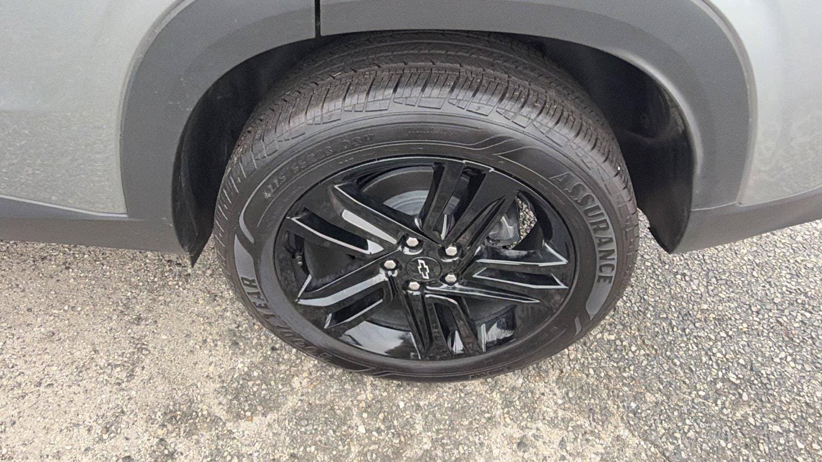 New 2026 Chevrolet Trax ACTIV w/ Sunroof Package FWD image 13