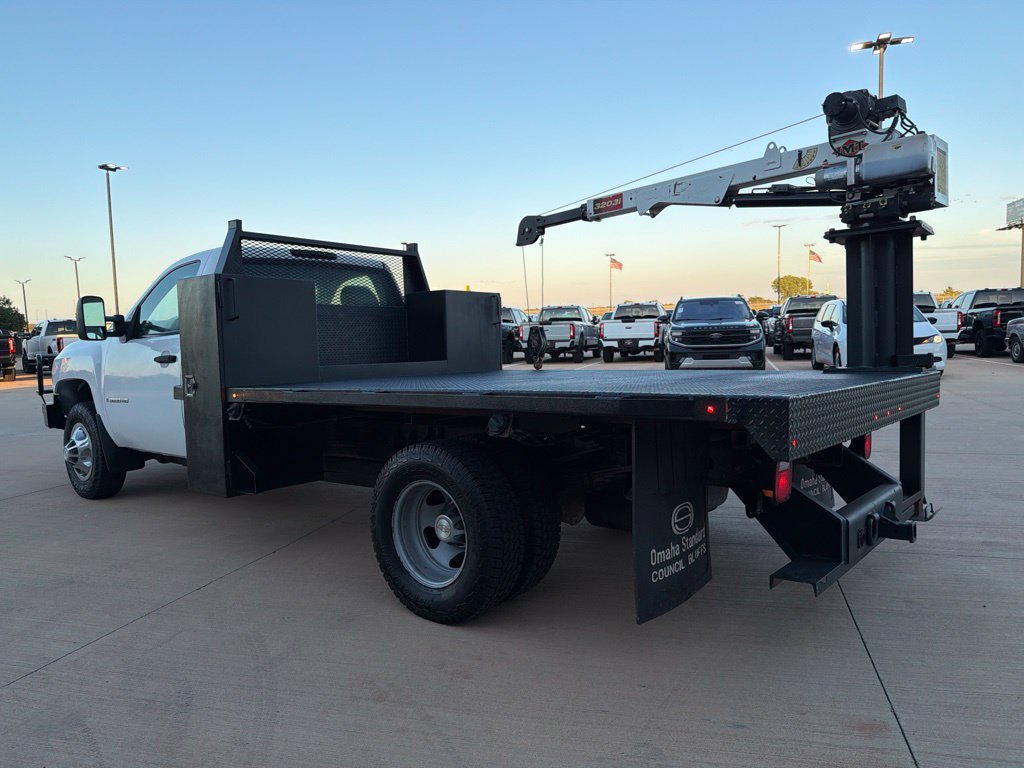 Used 2009 Chevrolet Silverado 3500 LT AWD/4WD image 5