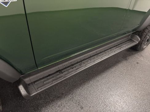 New 2025 Ford Bronco Outer Banks w/ Black Appearance Package image 8