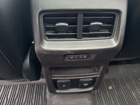 Used 2017 Ford Edge Titanium w/ Equipment Group 301A image 15