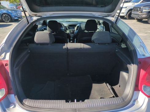 Used 2014 Hyundai Veloster FWD image 28