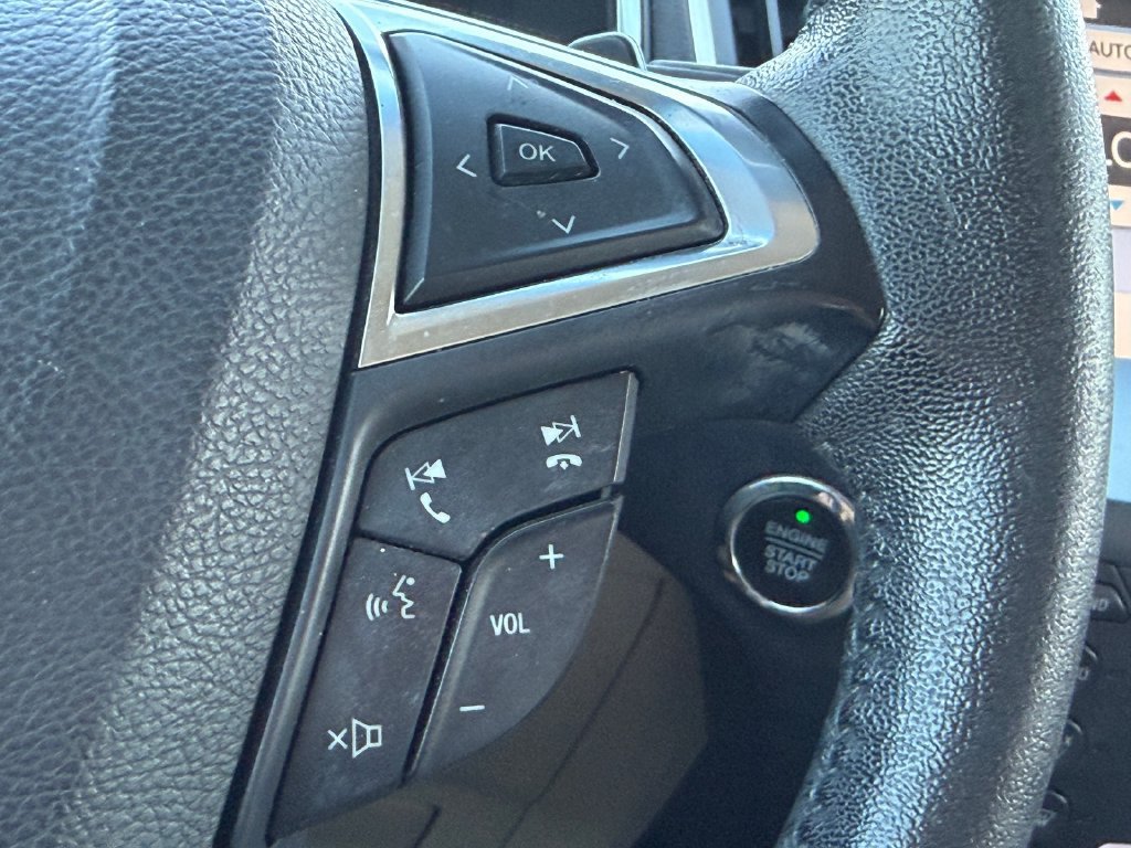 Used 2018 Ford Edge Titanium w/ Equipment Group 301A FWD image 12