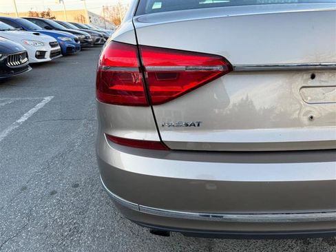 Used 2016 Volkswagen Passat 1.8T S image 18