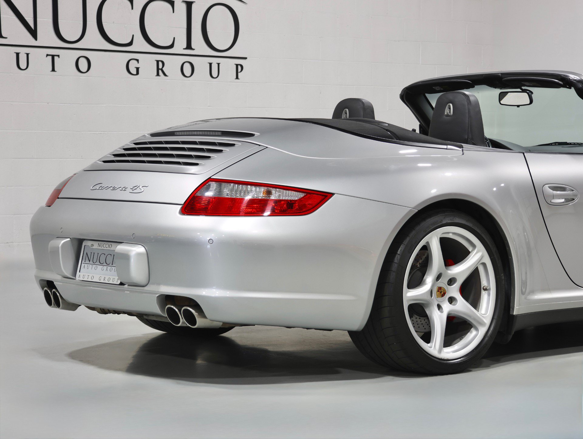 Used 2007 Porsche 911 Cabriolet image 40