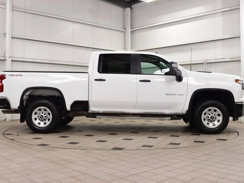 Used 2023 Chevrolet Silverado 3500 W/T w/ WT Convenience Package image 9