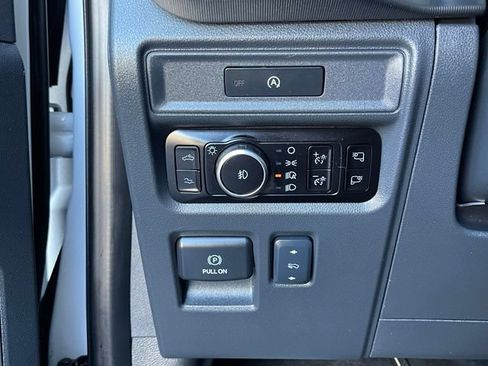 Used 2025 Ford F150 Raptor AWD/4WD image 24