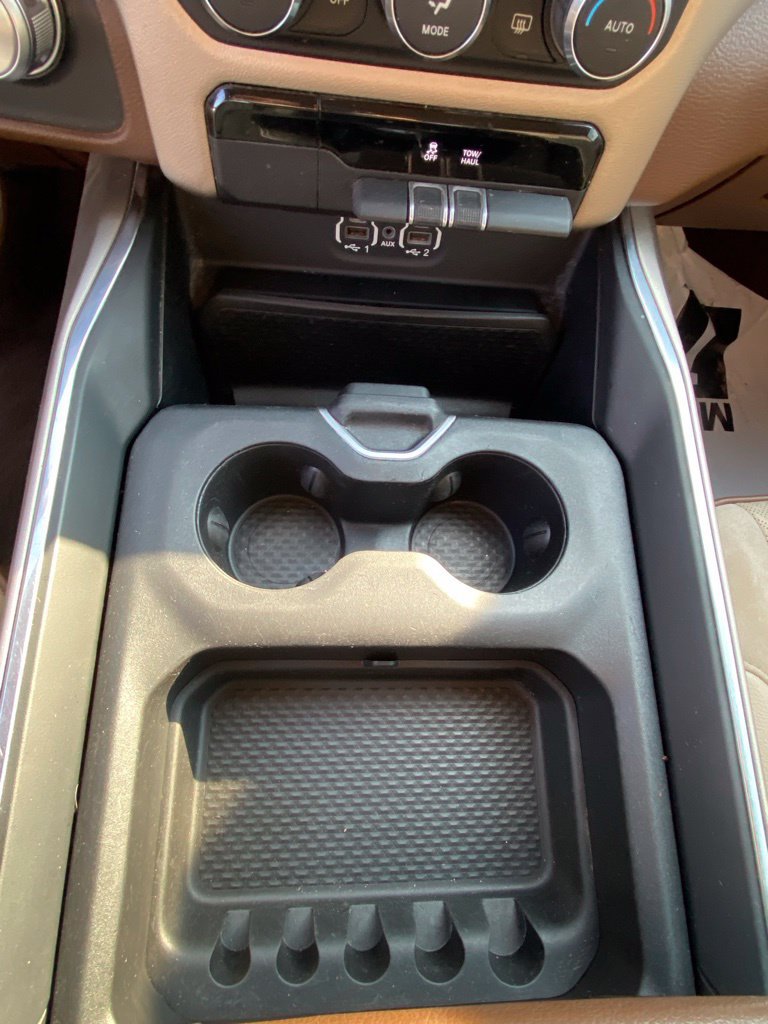 Used 2020 RAM 1500 Laramie RWD image 16