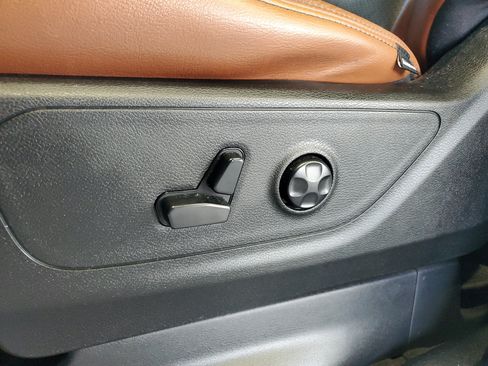 Used 2019 RAM 1500 Big Horn AWD/4WD image 19
