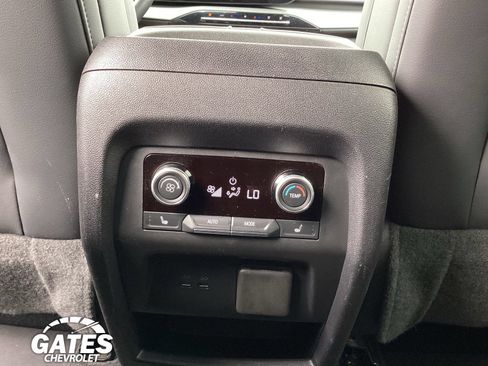 Used 2025 Buick Enclave Avenir w/ Super Cruise Package AWD/4WD image 19
