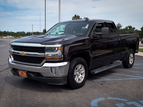 Used 2018 Chevrolet Silverado 1500 LT w/ All Star Edition AWD/4WD image 8