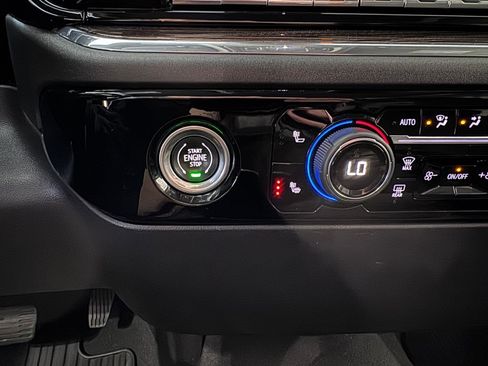 Certified 2023 Chevrolet Silverado 1500 LT AWD/4WD image 23