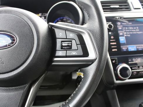 Used 2018 Subaru Outback 2.5i Premium image 13