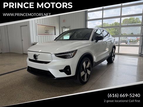 Used 2023 Volvo C40 P8 Recharge Ultimate AWD/4WD image 1