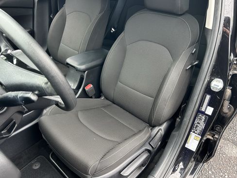 Used 2019 Kia Forte LXS FWD image 19