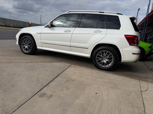 Used 2014 Mercedes-Benz GLK 350 2WD w/ Premium 1 Package image 20