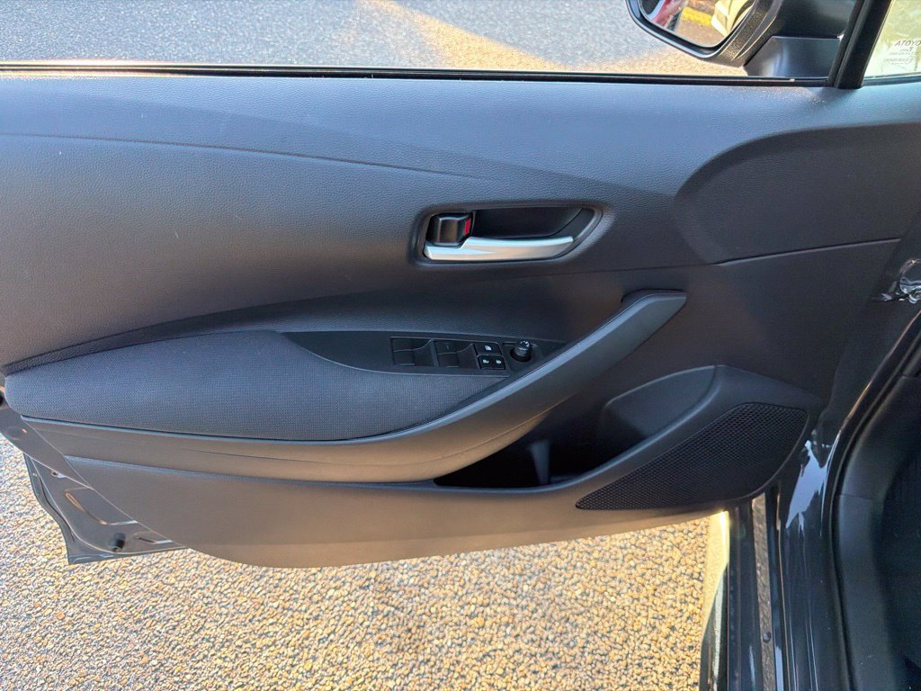 Used 2026 Toyota Corolla SE FWD image 16