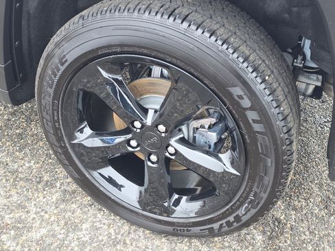 Certified 2025 Jeep Grand Cherokee Altitude image 6