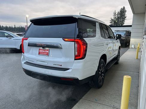 Used 2024 GMC Yukon AT4 w/ Max Trailering Package image 4