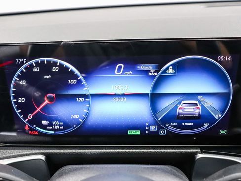 Used 2023 Mercedes-Benz EQB 300 4MATIC image 24